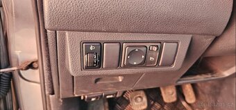 NISSAN TIIDA - 12
