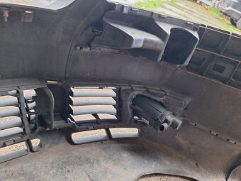 Passat b5.5 Highline přední nárazniķ - 12