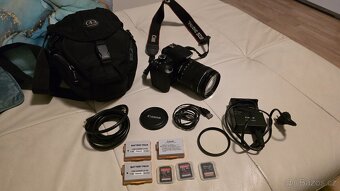Canon EOS 650D + objektiv EF-S 18-135 IS STM Kit - 12