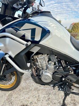 Cf moto 800 mt Explore - 12