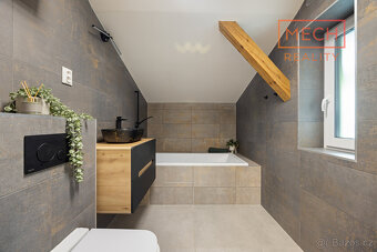 Prodej bytu 3+1 s terasou - 12