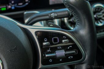 Mercedes-Benz EQB 250 - 12