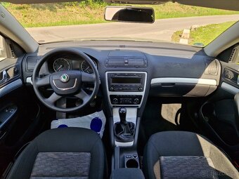 ŠKODA Octavia  2 1,6 MPI  75 KW, digiklima , vyhř  TOP STAV - 12
