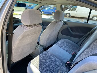 Škoda Octavia I (v plné výbavě) - 12