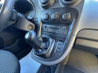 Mercedes-Benz Citan 1.5dCI/55Kw 1.Maj. 2.místa r.v.2015 - 12