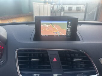 Audi Q3 2.0 TDi 110kW 4x4 - 12