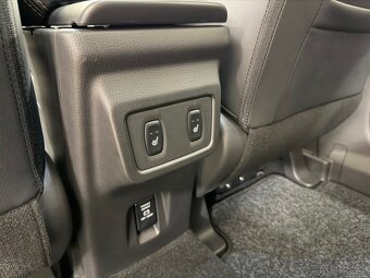 Mitsubishi Eclipse Cross 2019 - 12