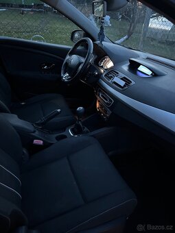 Renault Megane Grandtour - 12