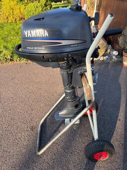 Motor Yamaha 4 HP, integrovaná nádrž, 4 takt - 12