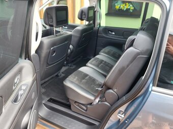 Renault Grand Espace 2.0dCi 127kW Panorama REZERVACE - 12