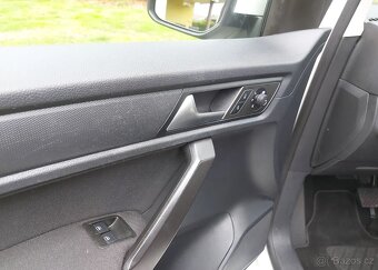 Volkswagen Caddy 2.0 TDI DSG Comfortline - 12