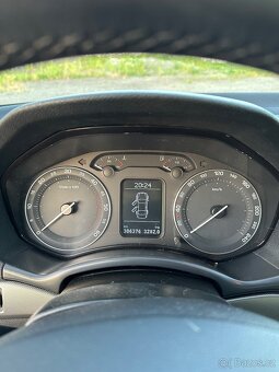 Prodám Škoda Octavia 2 Combi 2.0 TDi 103 kw 4x4 - 12