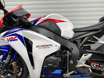 Honda CBR 1000RR 50th anniversary edition - 12