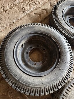 Disky s pneu 8,25-20 - 12