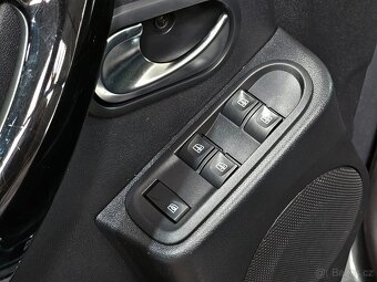 Dacia Duster, 1,6 SCe 84kW 1.majitel DPH - 12