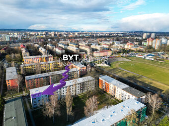 Pronájem bytu 1+1 (35 m2), na ulici Svazácká - 12