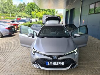 Toyota Corolla TS 2.0 HEV e-CVT Style - 12