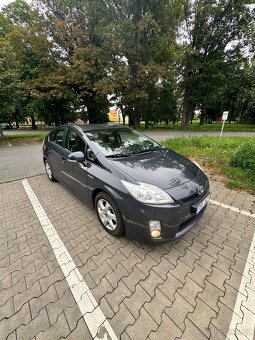 Toyota Prius 1.8 Hybrid - 12