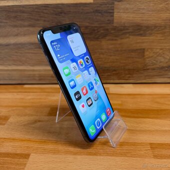 IPhone 11 Pro 64GB, zelený (rok záruka) - 12