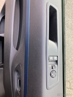 Peugeot Traveller,  2.0 BHDi Klima,Panorama,Tažné - 12