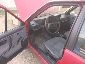 VW Passat B2 Santána - 12