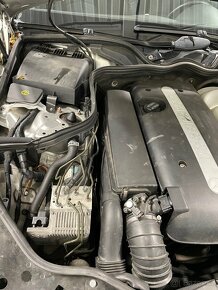 Mercedes-Benz E220 2.2cdi 110Kw - 12