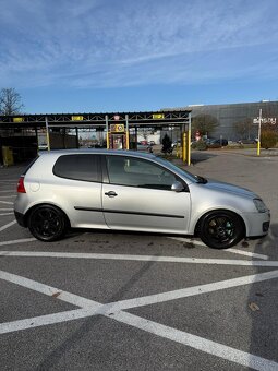 VW GOLF V 1.4 16V - 12