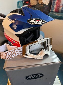 Motokros, enduro, přilba, helma od Troylee Designs, Airoh - 12