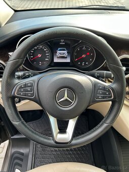 Mercedes Benz V-Class 250d - 12