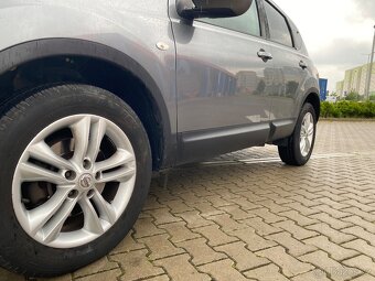 Nissan Qashqai 1.6 i - 12