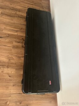 Roland piano s cestovnim kufrem - 12