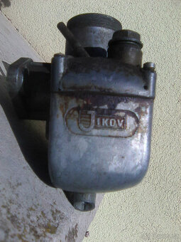 Jawa 250/350 Kývačka ND-p.a z.vdlice,podsedlový plech atd... - 12