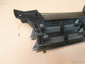 Přední maska na Volkswagen kus za 400 kč včetně pošty - 12