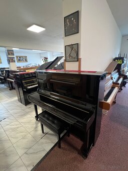 Yamaha U3 se zárukou 5 let, včetně židle, doprava zdarma. - 12