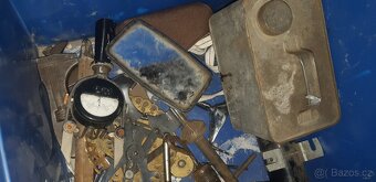 Spoustu starožitností i z války na prodej - 12