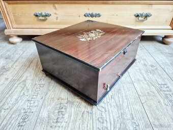 Starožitný hrací stroj Polyphon No 72G, 1890, s 8 zvonky - 12