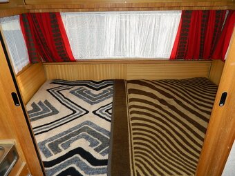 Dvouosý karavan Fendt - 12