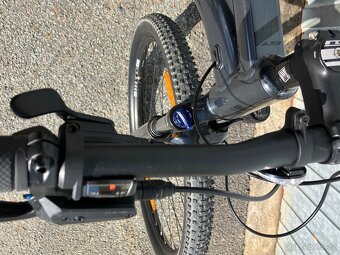 +NOVÉ AMERICKÉ KOLO GT AVALANCHE 29" GUN SPORT S DOKLADY+ - 12