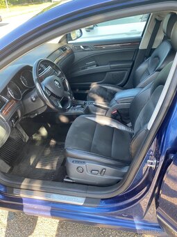 Superb II 2.0tdi 125kw DSG nové rozvody - 12