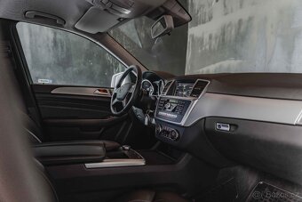 MERCEDES BENZ ML-250CDi-4Matic-DPH-R19 - 12
