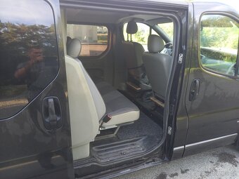 Opel Vivaro - 12