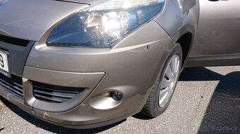 Renault Megane Scenic - 12