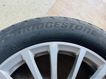 Sada originálních disků BMW a letních pneu Bridgestone BMW 2 - 12