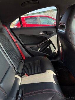 CLA 45 AMG - 12