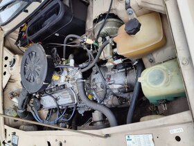 Škoda Favorit 136 L, 46 kW, hnědá pastelová, reg. 1989 - 12