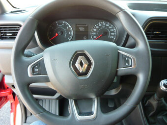 RENAULT MASTER 2.3 DCI 10 PALET MĚCHY - 12
