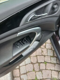 Opel insignia - 12