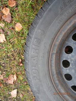 4xObutá zimní sada kol na ŠKODA CITIGO   BARUM 165/70 R14 - 12