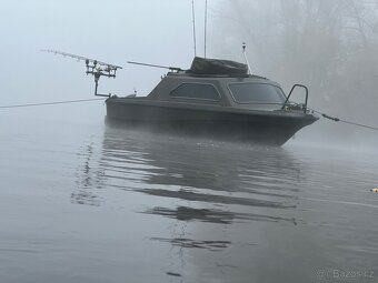Schetland 536 rybářská loď,kajutova loď - 12