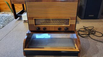 Rádio Tesla 605A - 12